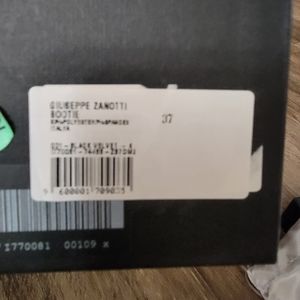 Giuseppe Zanotti Bottie